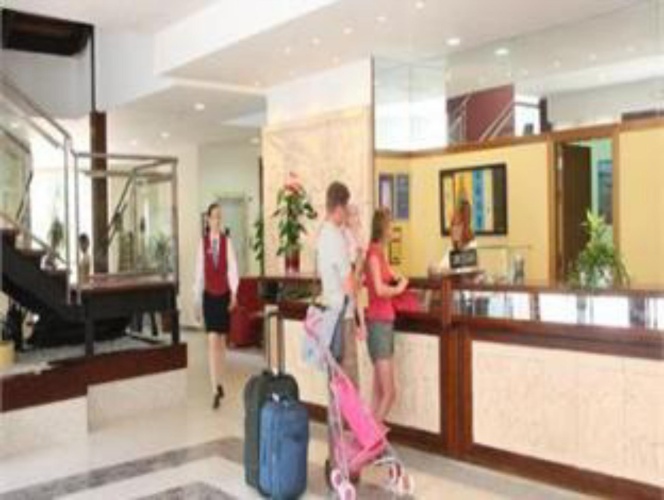 Hotel Globales Cala Blanca photo 24