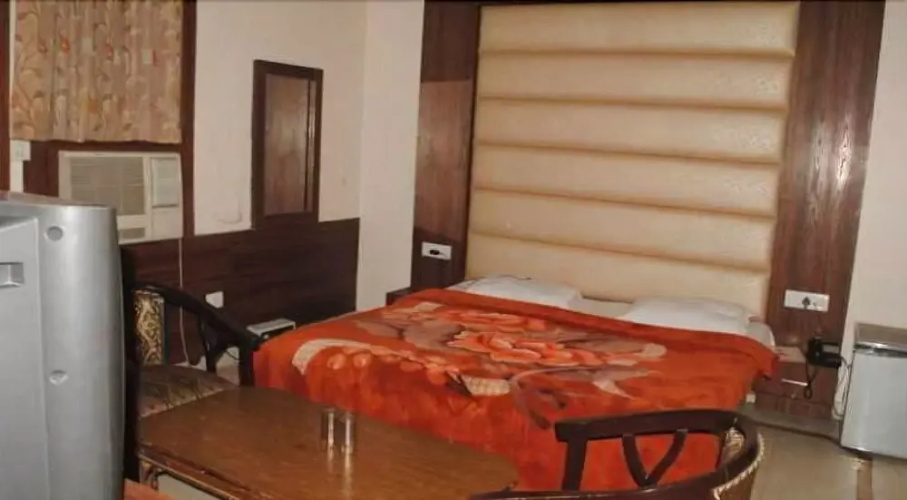Hotel Baba Continental