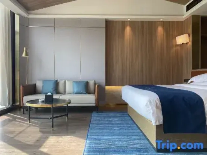 Business Double room with river view