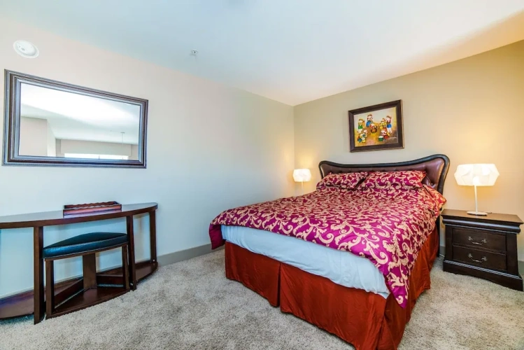 2 Bedrooms Apartment