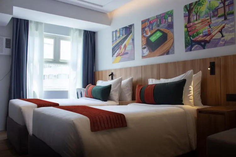 Novel Hotel Manila