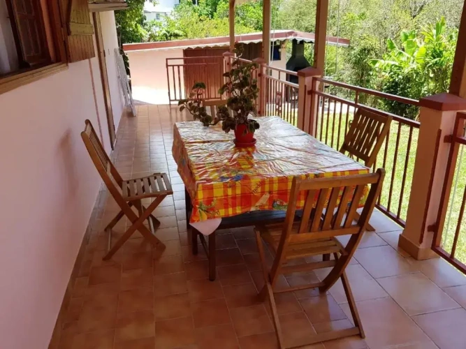 2 Bedrooms Cottage