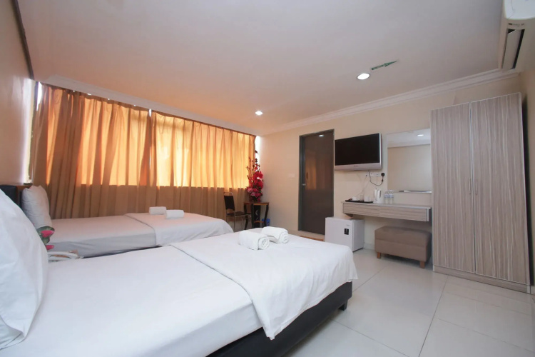 Safari Hotel