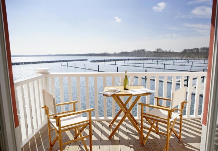 1 Bedroom Apartment with balcony