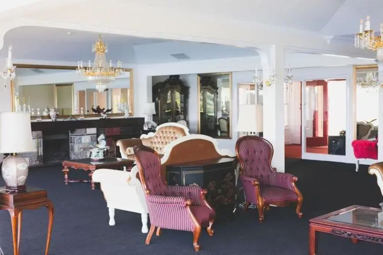 Moose Lodge Estate