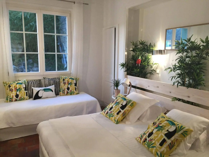 Hôtel de la Plage Mahogany