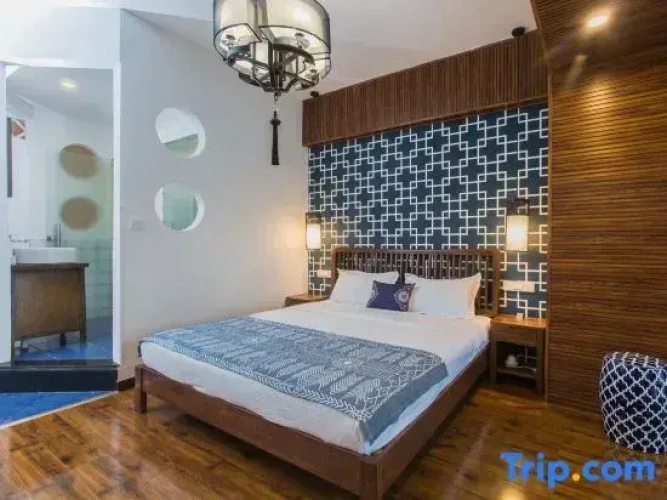 Double Family Suite with river view