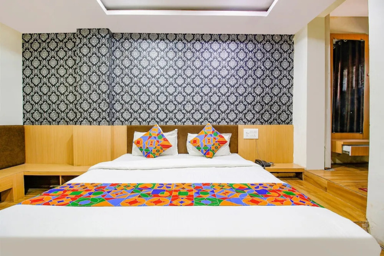 Fabhotel Surbhi