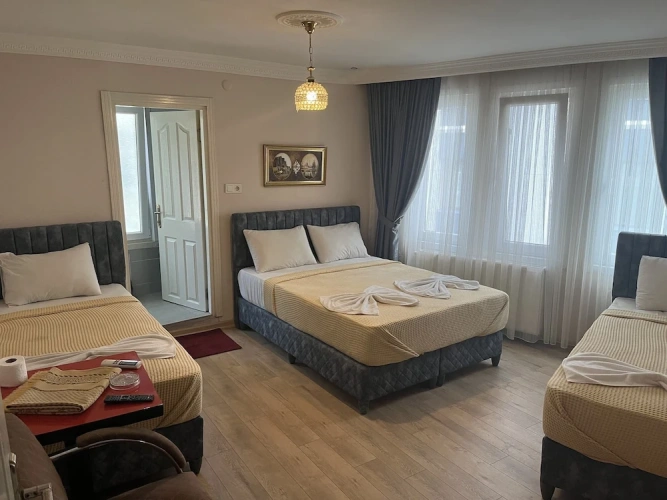 Classic Quadruple room