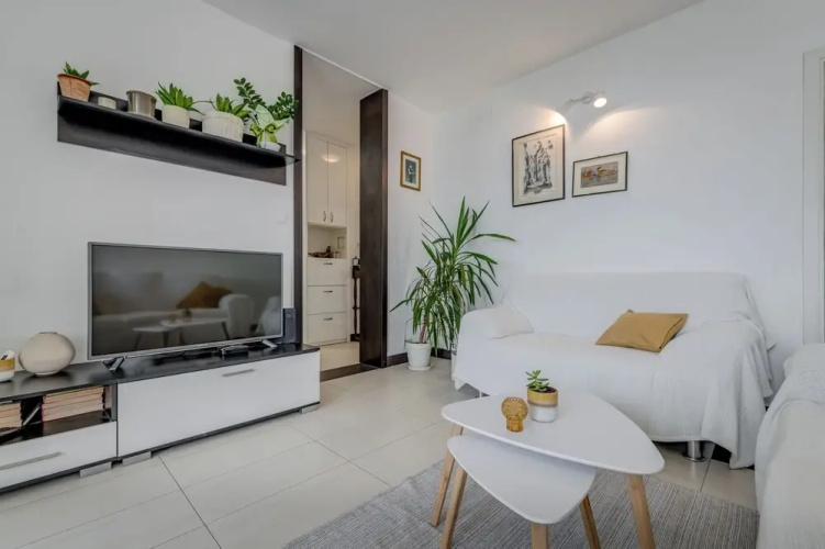 Vuvuzela Bay, Three-Bedroom Apartment