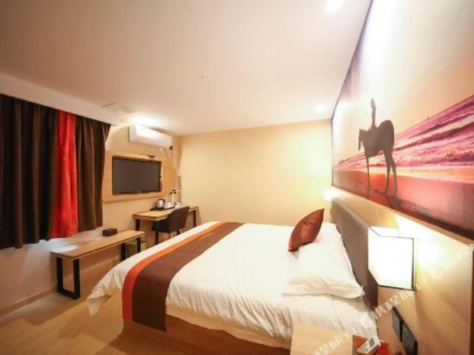 Junyi Chain Hotel (Ningbo Beilun Theater)