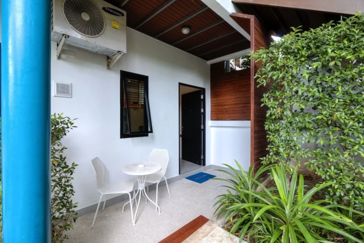 Double Basement Apartment