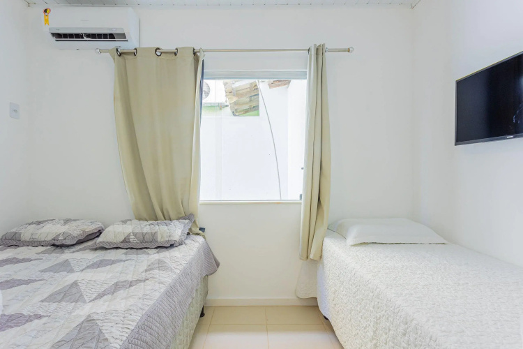Gb14 Ampla Casa 6 Quartos Com Piscina E Churrasqueira