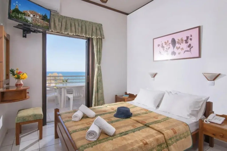 1 Bedroom Apartment with Sea View