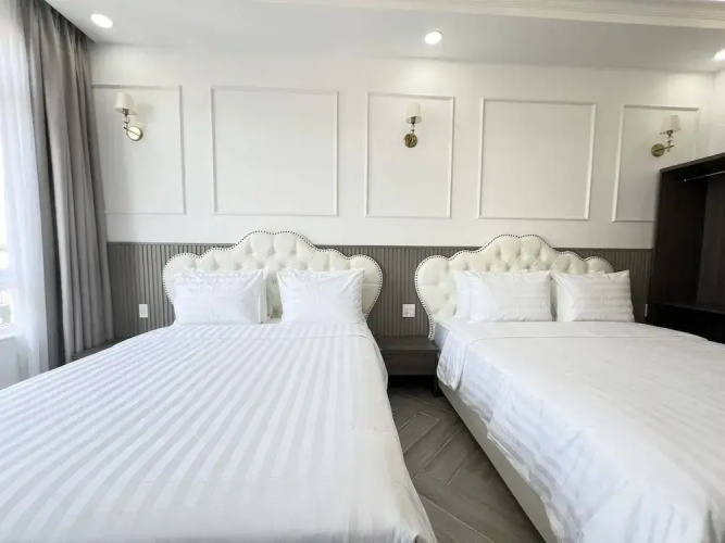 Paris Hotel