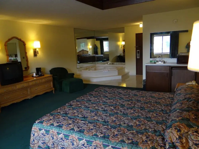 Bellevue Hotel & Suites