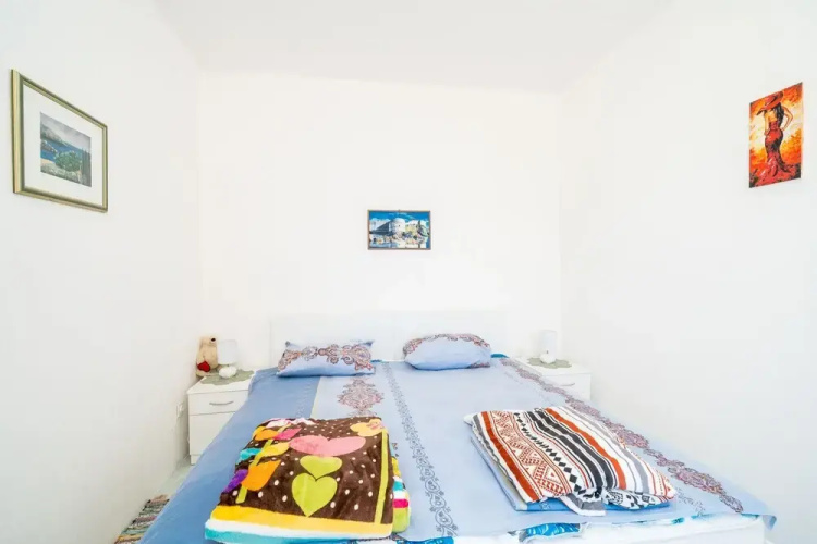 Apartment Kia
