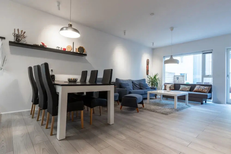 Apartment FR8