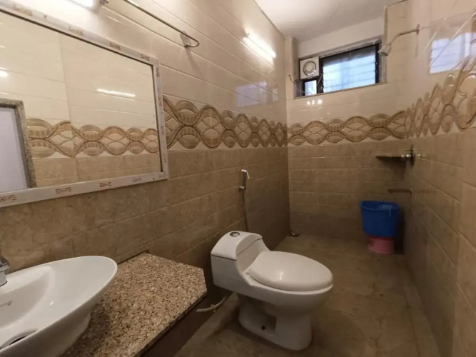 Hotel Golden Veena