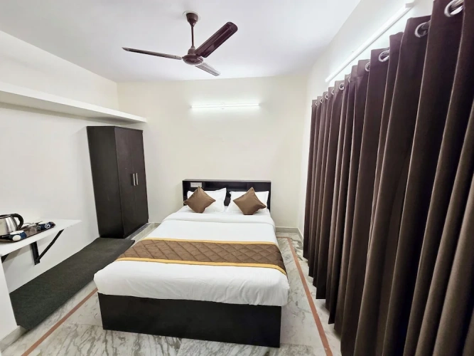 Deluxe Single room