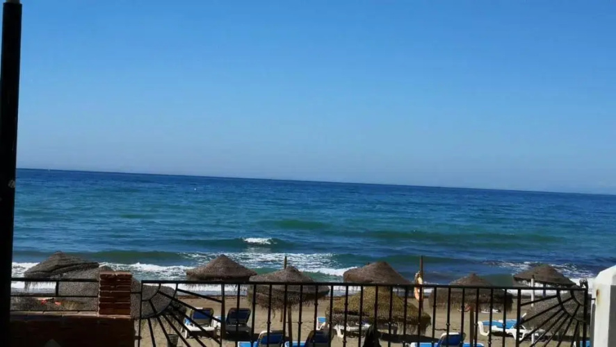 Skol 1A by Completely Marbella
