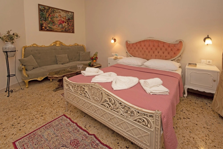 Arionos Rooms
