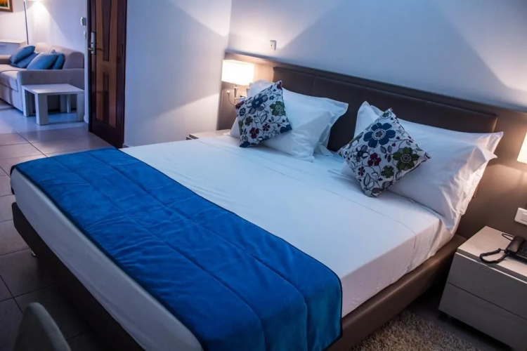 Conciergerie Hotel White House