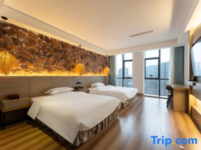 Deluxe Double Suite