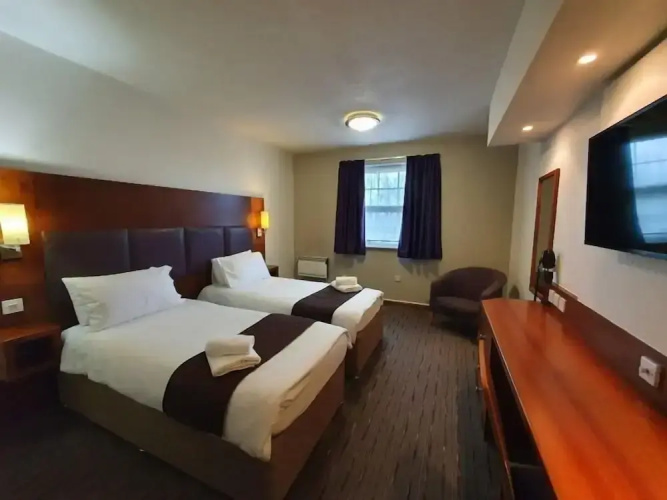 The Oakwood Hotel