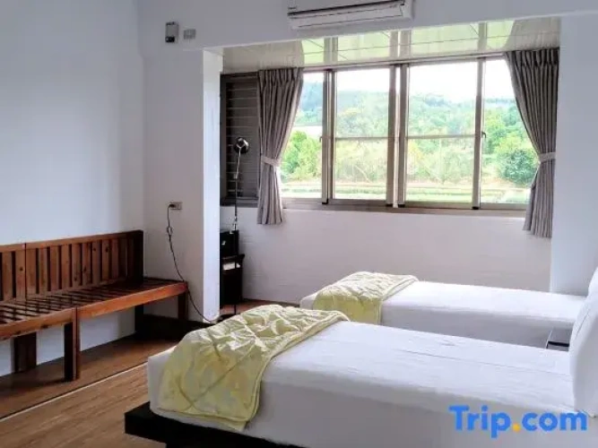 Standard Quadruple room with mountain view