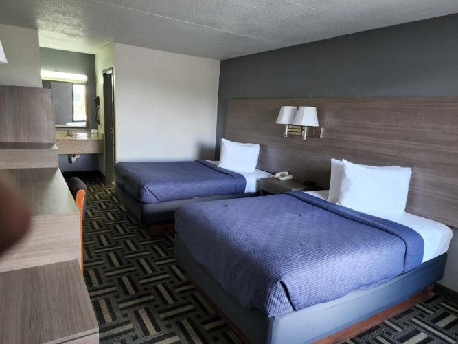 Deluxe Double Basement room