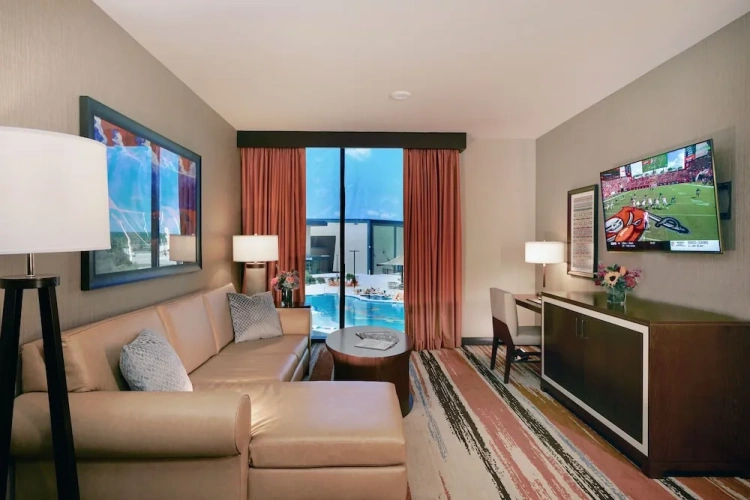 Double Suite