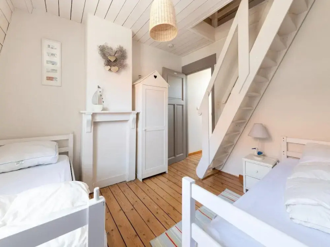Seaside Charm & Privacy