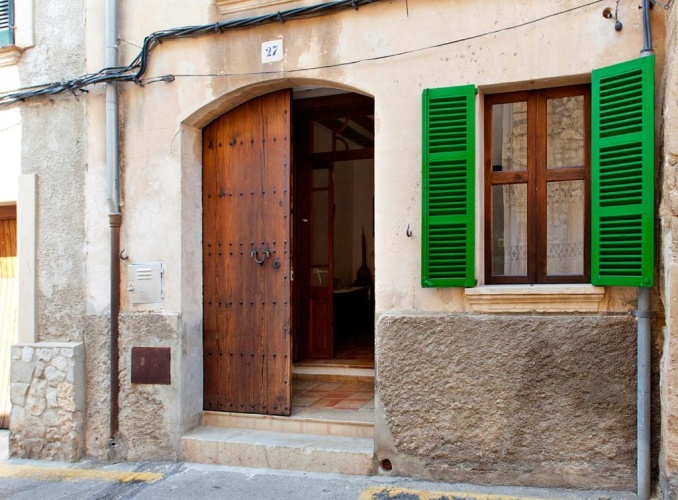 3 Bedrooms Cottage