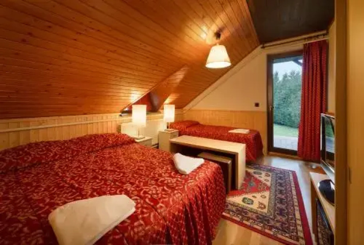 Hotel Honti