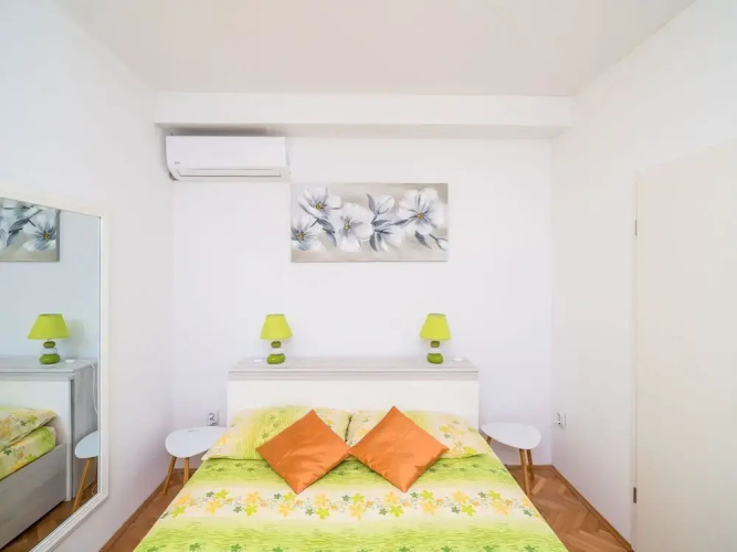 Rooms Rita - Double Room With Private Bathroom No. 2)