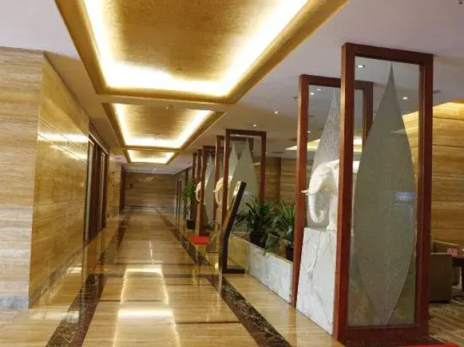 Guowei Hotel