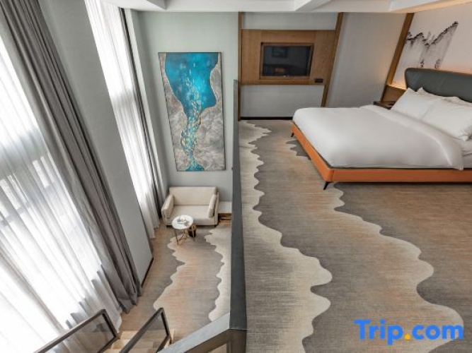 Double Duplex Suite