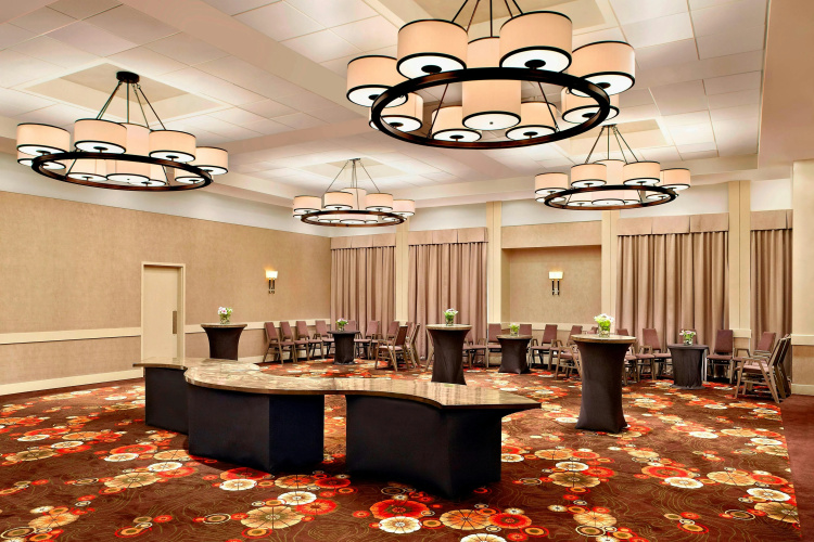 Sheraton Cavalier Calgary Hotel photo 13