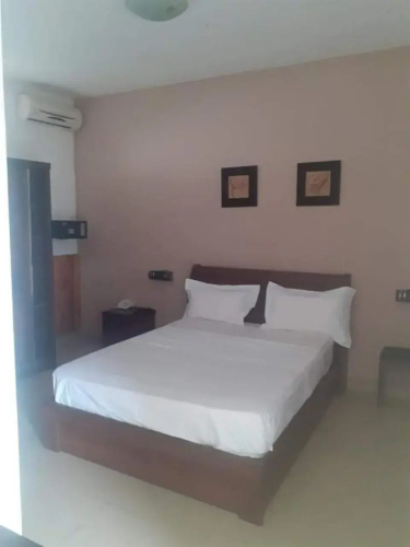Farida Lodge