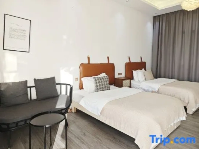 Triple Suite