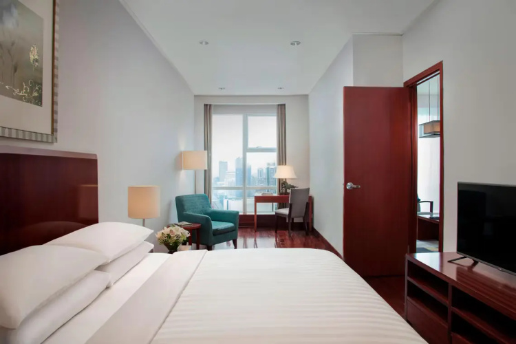 1 Bedroom Deluxe Suite