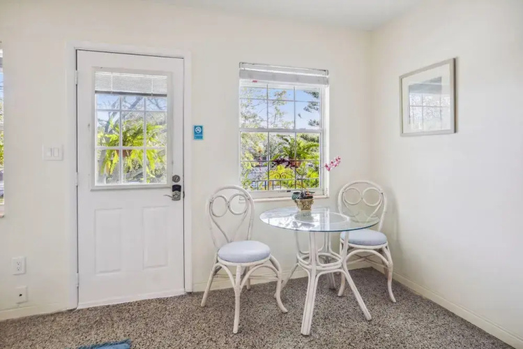 Beach Quarters #6