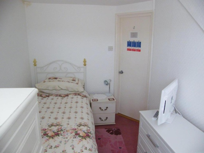 Standard Single room