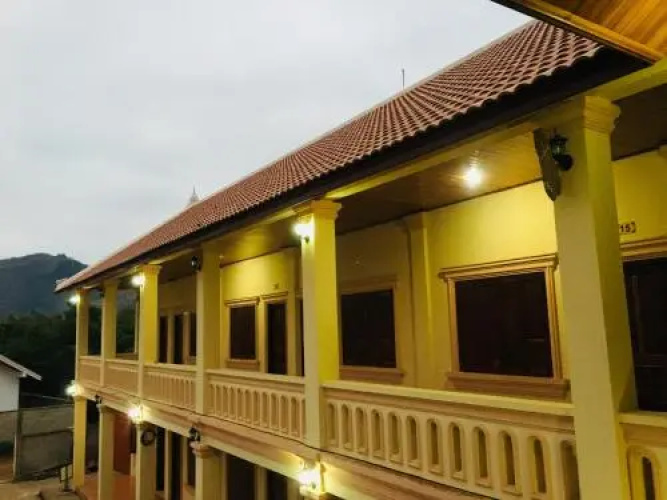 Meechaleun Guesthouse