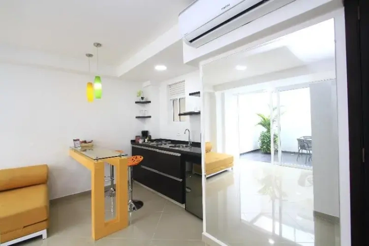 Standard Single Suite