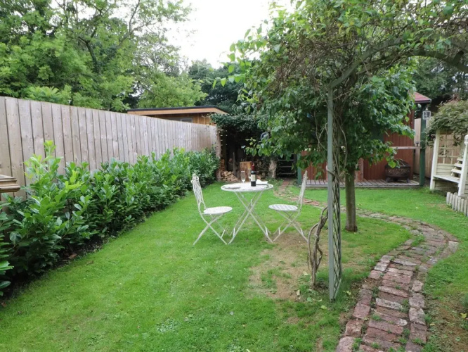 5 Station Cottages