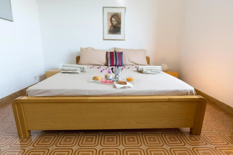 Gallinara Home