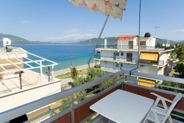 1 Bedroom Apartment with balcony and with view