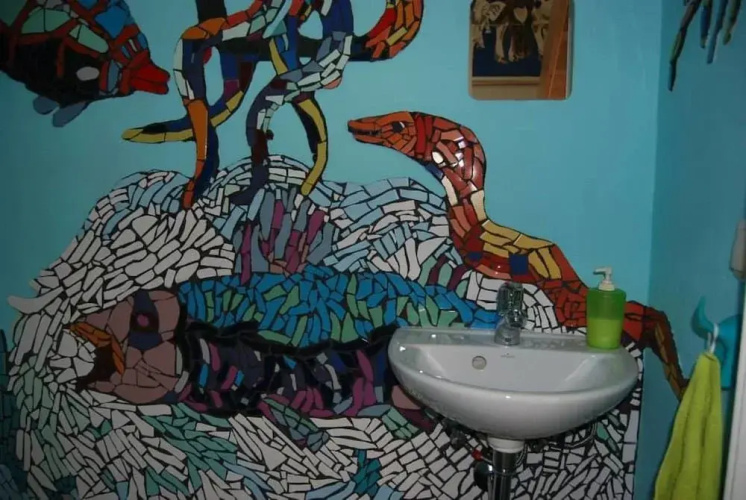 Connies Art House